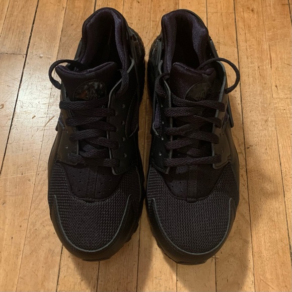 Nike Huarache Run Triple Black shoes Women’s Size 8 athletic workout gym sneaker - Picture 4 of 7
